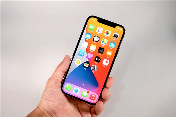 东阁镇苹果手机维修分享iOS 14.2修订版已到，专属iPhone 12系列 