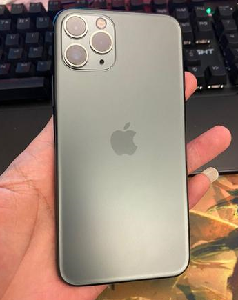 东阁镇苹果维修点分享iPhone 11 Pro黑屏小众故障解析 